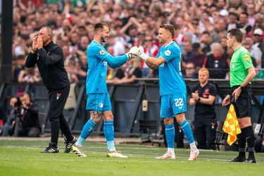 Brian Priske bevestigt einde van keeperssoap bij Feyenoord: 'Hij moet geduld hebben'