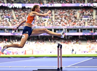 Femke Bol de beste in Parijs, rivale Sydney McLaughlin als derde door: dit zijn de snelste tijden op de 400 meter horden