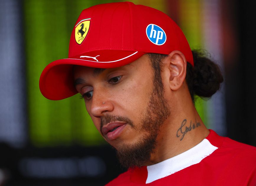 Ferrari-coureur Lewis Hamilton wacht pijnlijk moment op Zandvoort na  dramatisch weekend in Hongarije | Sportnieuws.nl