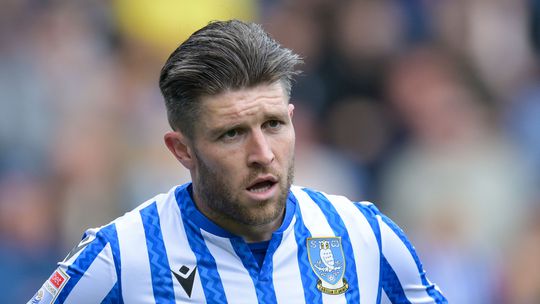 Engelse club met slechts zestien spelers zwaar in de problemen: selectie staakt