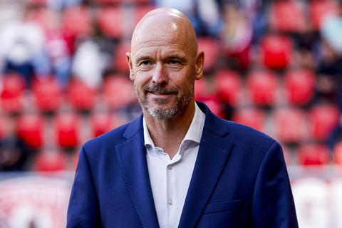 Erik ten Hag blikt terug op moeilijke periode bij FC Twente: 'Bestuur wilde mij monddood maken'