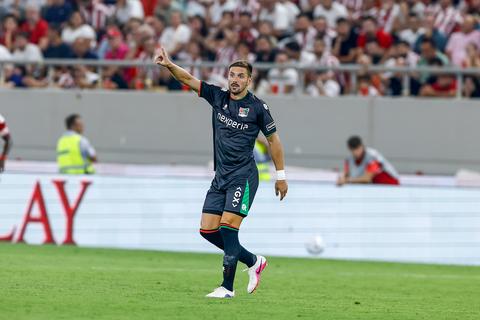 Dapper NEC mag dromen van vervolg in Champions League na historisch duel tegen Olympiakos