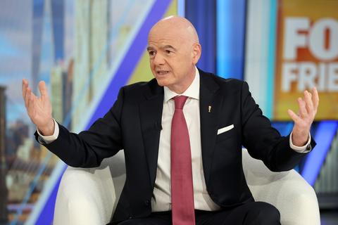 FIFA-baas Gianni Infantino verder in het nauw door nieuwe beschuldiging: 'Dit komt neer op chantage'