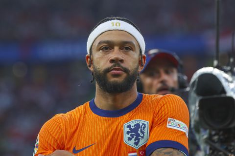 'Transfervrije Memphis Depay in gesprek met clubs uit drie landen'