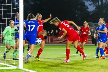 FC Twente start geweldig in Champions League: voetbalsters halen hard uit tegen Britse ploeg