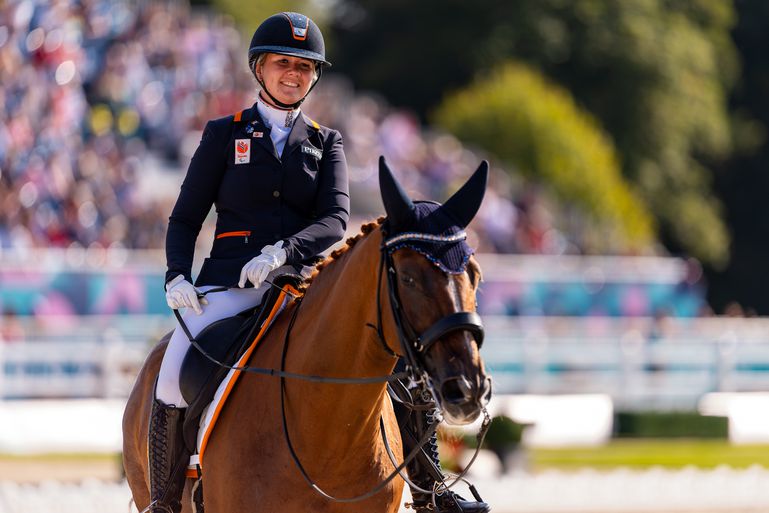 Nederlandse amazones zorgen voor ongekende prestatie met goud en zilver op Paralympische Spelen