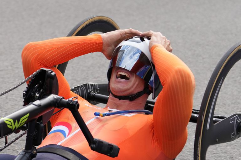 Handbiker Jetze Plat moet tot het gaatje gaan voor tweede paralympische titel in Parijs