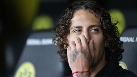 Oud-spits van PSV zakt door het ijs met opvallend bericht na toptransfer: 'Bedank anders ChatGPT'