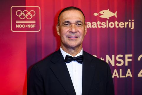 Grote domper voor voetballegende Ruud Gullit: bijzondere ontmoeting met Eva Jinek gaat niet door