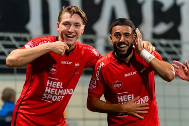 Bizar scenario in Keuken Kampioen Divisie: heet avondje in strijd om eerste periodetitel