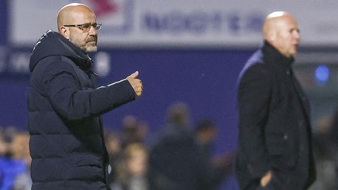 PSV-coach Peter Bosz weigert te spreken van 'zorgeloze avond': 'Dat zou best wel vervelend zijn'