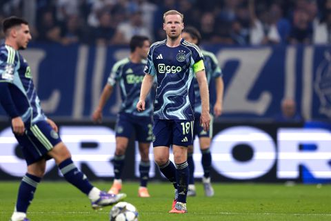Ajax-aanvoerder Davy Klaassen duidelijk over spel tegen Sparta: 'Het was niet best'