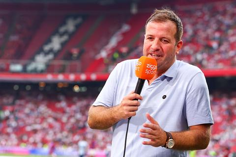 Rafael van der Vaart viert feest na intense strijd met zoon Damián