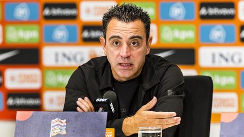 Bondscoach Xavi Hernández heeft 'Frenkie de Jong nodig' bij Oranje: 'Dat is wel duidelijk'