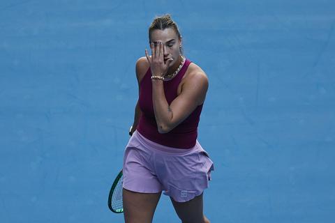 Aryna Sabalenka loopt tegen nieuwe domper aan: toptennisster profiteert niet van misstap rivale in China