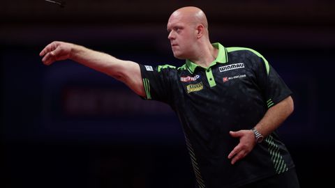 Topdarter Michael van Gerwen kan deksel op de neus krijgen na pikante uitspraak