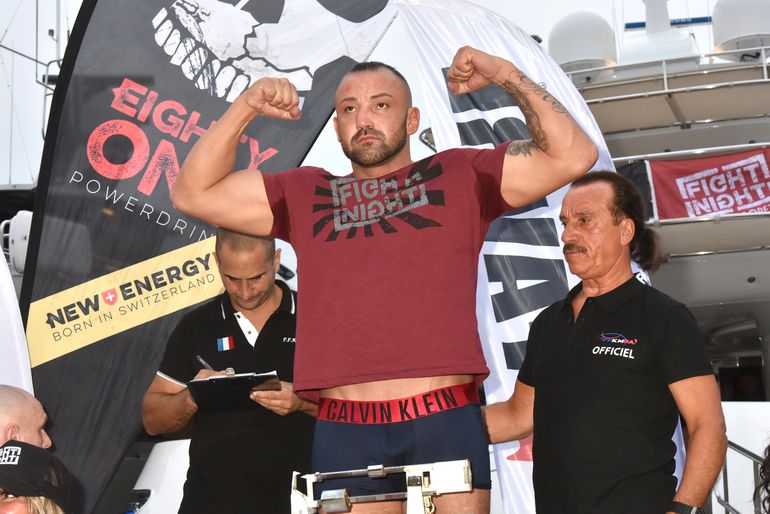 Schokkend nieuws uit vechtsport: voormalig Glory-vechter op 36-jarige leeftijd overleden