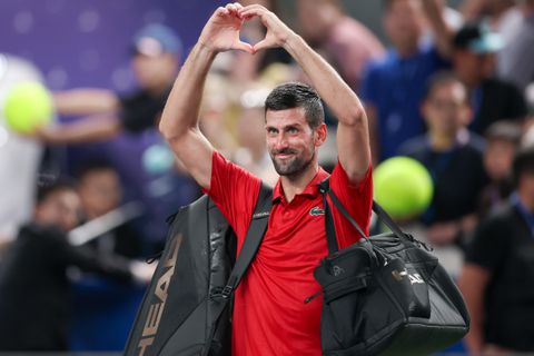 Toptennisser Novak Djokovic onthult reden voor opvallende verhuizing: 'Dat is waarom ik hier ben'