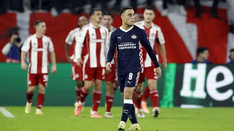 'Mega dissonant' Sergiño Dest moet het ontgelden bij PSV na zéér zwak Champions League-optreden
