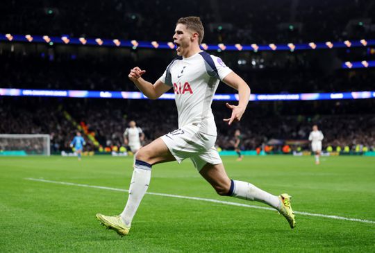 Oranje-international zorgt met wereldgoal in Champions League voor ongeloof: 'Alsof Lionel Messi in hem veranderde'