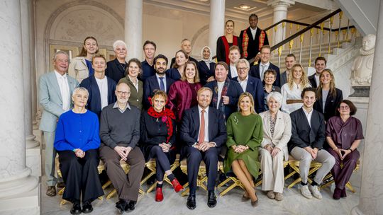 Vier Nederlandse sporticonen brengen bezoek aan koning Willem-Alexander en koningin Máxima