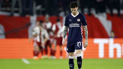 Video's | PSV in de fout bij wereldgoal Olympiakos, Ricardo Pepi voorkomt drama met goal in slotminuut