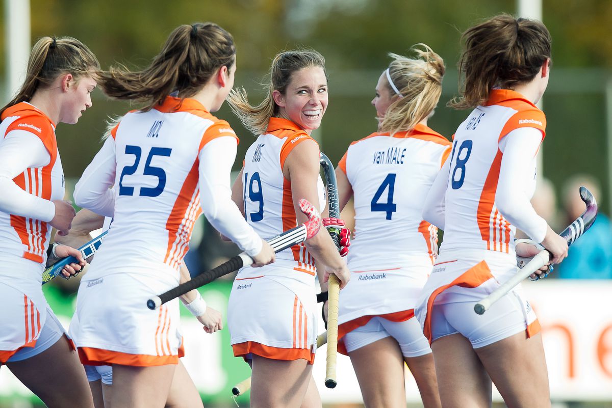 Ondeugende Oranje-hockeysters onthullen flinke rel op trainingskamp: ‘Als je er nu over nadenkt…’