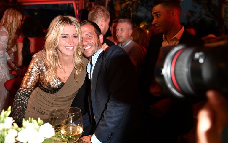 Zó sprong de vonk over tussen handbalicoon Estavana Polman en Rafael van der Vaart: 'Es kende hem amper'