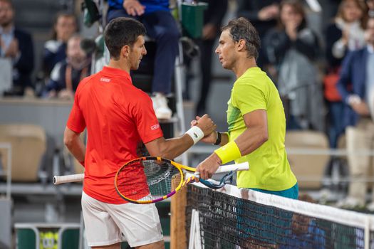 Novak Djokovic schuift opmerkelijke naam naar voren voor winst Roland Garros: 'Rafael Nadal is topfavoriet'