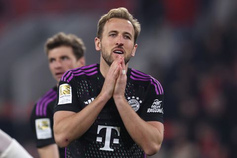 Bayern München bij verlies tegen Lazio voor het eerst in twaalf jaar weer zonder prijs