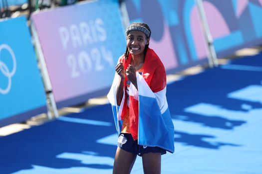 Topatlete Sifan Hassan ondergaat flinke metamorfose en zoekt grenzen op: 'Het is heel moeilijk'