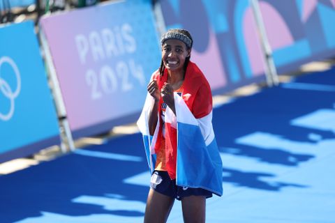 Topatlete Sifan Hassan ondergaat flinke metamorfose en zoekt grenzen op: 'Het is heel moeilijk'