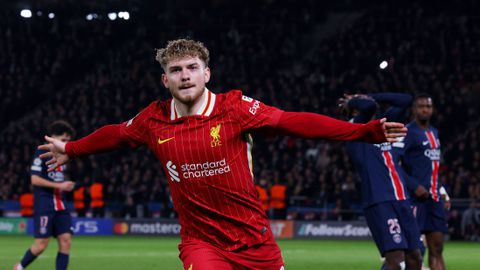 Arne Slot dankt keeper en invaller voor bizarre zege van Liverpool op PSG