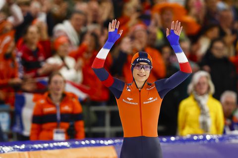 Olympisch kampioene Femke Kok wil nog niet nadenken over nieuw primeur bij WK sprint: 'Houd mijn hoofd scherp'