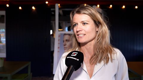 Atletiekicoon Dafne Schippers (33) in tranen tijdens bijzonder moment: 'Sorry'