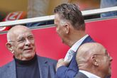 Michael van Praag in gesprek met Louis van Gaal © Getty Images