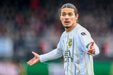 Vitesse-trainer Edward Sturing niet te spreken over Feyenoord-aanwinst: 'Zijn gedrag stoort mij'