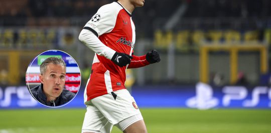 Grondige inspectie door Robin van Persie van Feyenoord-speler: 'Ik bekijk ook zijn billen'