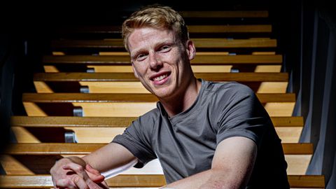 'Bijgelovige' PSV’er deelt opvallende rituelen: 'Negen kussen voor mijn vrouw en drie voor onze dochter en hond'