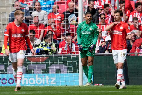 Brutaal Sparta boort PSV razendsnel eerste record door de neus in kampioenswedstrijd