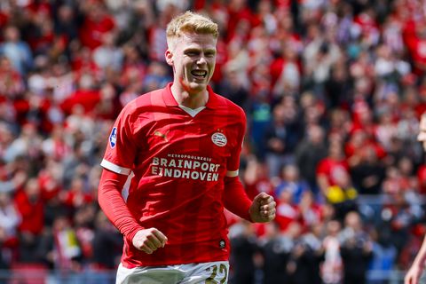 Jerdy Schouten is extra trots met titel bij PSV: 'Hiervoor kwam ik terug naar Nederland'