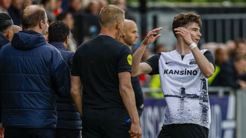 AZ-verdediger Wouter Goes wéér veelbesproken: 'Bij hem vinden we dat allemaal heel vreemd'