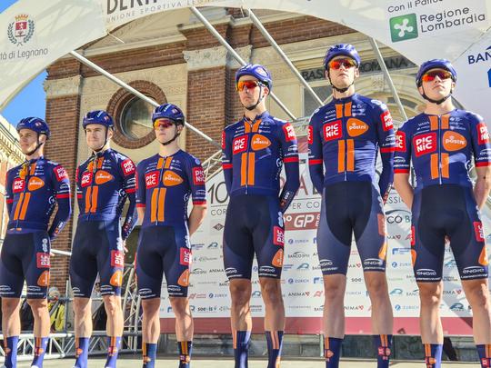 Nederlandse wielerploeg Picnic PostNL kiest voor 5 succesrenners van eigen bodem in Giro