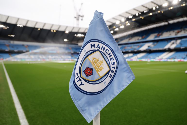 Manchester City wil dat Premier League financiële regels afschaft en begint rechtszaak