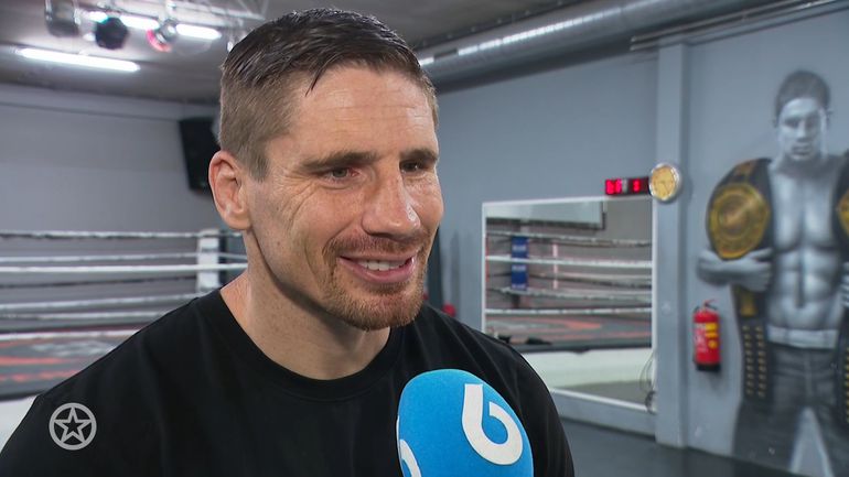 Acteur Rico Verhoeven kondigt hoofdrol aan in nieuwe film: 'Alleen is het project nu uitgesteld'