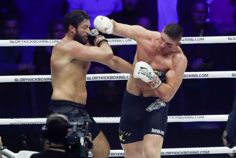 Topkickbokser Jamal Ben Saddik slaat keihard terug naar rivaal Rico Verhoeven: 'Daarom ontwijkt hij mij'