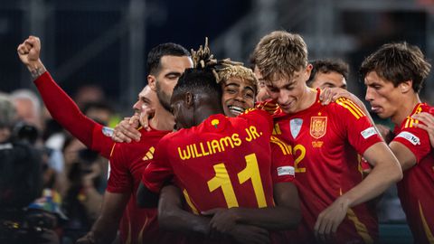 Spanje en Frankrijk zorgen voor knotsgekke wedstrijd met 9 goals, Lamine Yamal (17) steelt de show