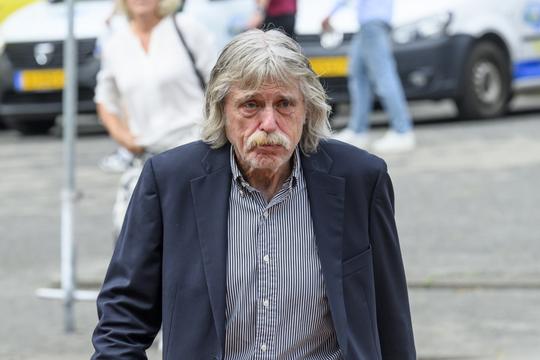 Veelbesproken Johan Derksen (77) doet boekje open over laatste wens: 'Het is een beetje ouderwets'