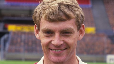 Oud-Feyenoorder die naakt veld op rende vertelt over 'donkere tijden': 'Wilde de finale niet spelen'