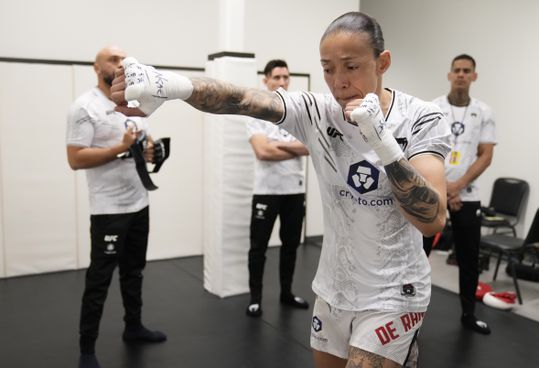 Nederlandse UFC-vechter Germaine de Randamie krijgt nieuwe partij tijdens UFC Parijs